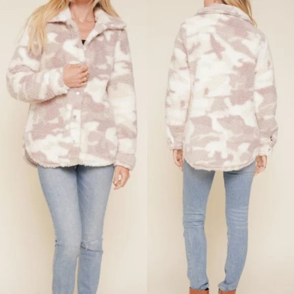 SHACKET SHERPA CREAM CAMO Various Sizes - Picture 1 of 5